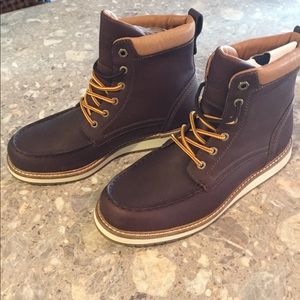 Men’s Kodiak boots brand new